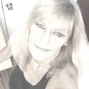 Meet your Posher, Lana